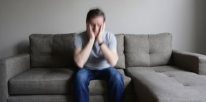 Santé mentale : L’OMS alerte sur une crise mondiale et appelle à une mobilisation urgente