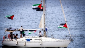 La flottille mondiale Sumud partie de Barcelone en direction de Gaza, à Barcelone, en Espagne, le 31 août 2025. /© Albert Llop/NurPhoto via Getty Images