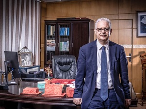 Nizar Baraka : un ministre entre fidélité institutionnelle et équité politique Nizar Baraka : un ministre entre fidélité institutionnelle et équité politique