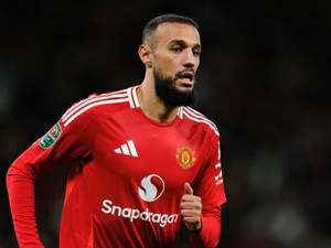 Noussair Mazraoui, le pari gagnant de Manchester United Noussair Mazraoui, le pari gagnant de Manchester United