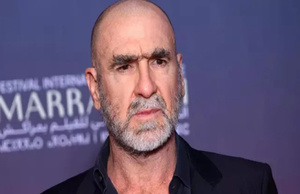 Eric Cantona appelle à la suspension d'Israël des compétitions internationales Eric Cantona appelle à la suspension d'Israël des compétitions internationales