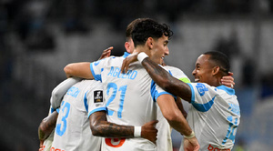 Aguerd libère l’OM : quinze ans d’attente brisés au Vélodrome Aguerd libère l’OM : quinze ans d’attente brisés au Vélodrome