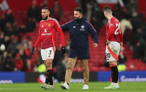 Manchester United privé de Mazraoui jusqu’à la trêve internationale