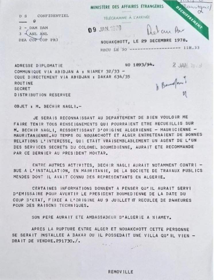 Télégramme diplomatique daté du 29 décembre 1978, envoyé de Nouakchott par l’ambassadeur de France, Removille, à Niamey. (page 1/2) Il s’agit d’une fiche sur le cerveau du Coup d’Etat de Nouakchott du 10 juillet 1978, suivi d’un second télégramme qui rectifie l’origine mauritanienne au lieu de haïtienne de Bachir Nagli. Archives diplomatiques de La Courneuve, Direction Afrique du Nord et du Moyen Orient, ANMO, Algérie, Carton 225, 1973-1982.