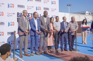 Casablanca : un terrain de basket rénové aux normes NBA par le Raja Club Athletic Casablanca : un terrain de basket rénové aux normes NBA par le Raja Club Athletic