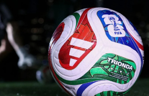 La FIFA dévoile le ballon officiel du Mondial 2026 : le Trionda La FIFA dévoile le ballon officiel du Mondial 2026 : le Trionda