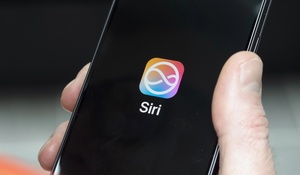 Siri dans le viseur à Paris: une enquête ouverte sur des écoutes présumées depuis 2014