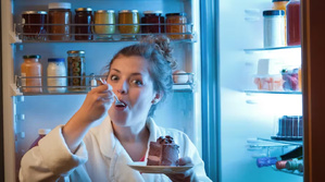 Dormir après manger : conseils pour un sommeil réparateur Dormir après manger : conseils pour un sommeil réparateur