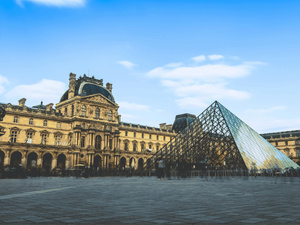 Vol de bijoux au Louvre : un suspect arrêté alors qu’il tentait de fuir vers l’Algérie Vol de bijoux au Louvre : un suspect arrêté alors qu’il tentait de fuir vers l’Algérie
