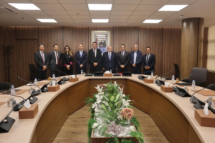 L’Ordre National des Vétérinaires et Al Barid Bank s’allient pour soutenir le développement financier des professionnels du secteur L’Ordre National des Vétérinaires et Al Barid Bank s’allient pour soutenir le développement financier des professionnels du secteur