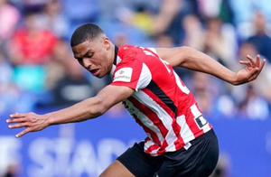 Blessé au genou, Sannadi absent plusieurs semaines Blessé au genou, Sannadi absent plusieurs semaines