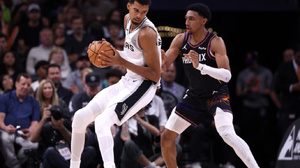 NBA : Phoenix stoppe San Antonio, OKC reste invaincu NBA : Phoenix stoppe San Antonio, OKC reste invaincu