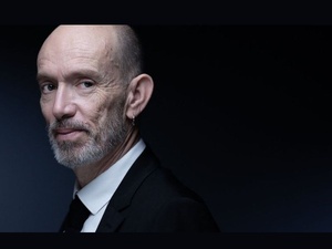 Laurent Mauvignier remporte le prix Goncourt 2025 pour « La maison vide »