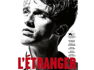 L’Étranger : quand le silence devient cri L’Étranger : quand le silence devient cri