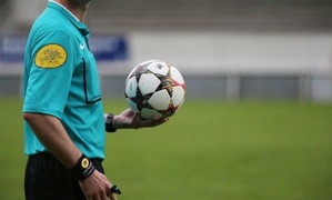 Le scandale arbitral de trop à Rabat : Touarga et le Moghreb de Fès crient à l'injustice.. Le scandale arbitral de trop à Rabat : Touarga et le Moghreb de Fès crient à l'injustice..