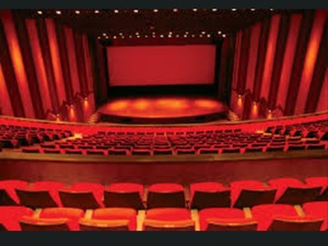 Khalid Amin : un pilier de la culture théâtrale au Festival National de Tétouan 2025 Khalid Amin : un pilier de la culture théâtrale au Festival National de Tétouan 2025