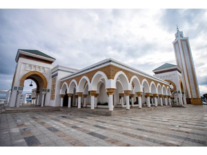 77 mosquées rénovées, 55 reconstruites : le Maroc investit 390 MDH pour son patrimoine spirituel 77 mosquées rénovées, 55 reconstruites : le Maroc investit 390 MDH pour son patrimoine spirituel