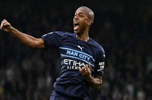 Fernandinho tire sa révérence : fin d’une carrière d’exception à 40 ans Fernandinho tire sa révérence : fin d’une carrière d’exception à 40 ans