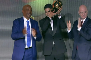 CAF Awards 2025 : Achraf Hakimi survole les votes et s’offre le titre de Meilleur joueur africain CAF Awards 2025 : Achraf Hakimi survole les votes et s’offre le titre de Meilleur joueur africain