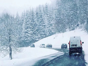 Neige et vents violents : plusieurs provinces sous vigilance mercredi Neige et vents violents : plusieurs provinces sous vigilance mercredi