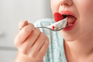 "Règle des 3 bouchées" : la tendance TikTok qui inquiète les nutritionnistes