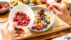Petit-déjeuner anti-cholestérol : bien démarrer la journée pour protéger son cœur Petit-déjeuner anti-cholestérol : bien démarrer la journée pour protéger son cœur