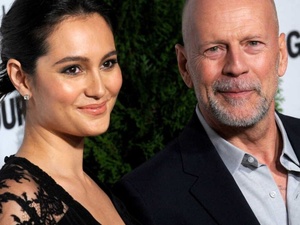 Bruce Willis : quand le courage d’une famille transforme la maladie en héritage Bruce Willis : quand le courage d’une famille transforme la maladie en héritage