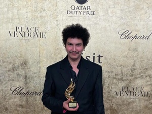 Youssef Drissi : le designer marocain qui redéfinit la mode contemporaine.