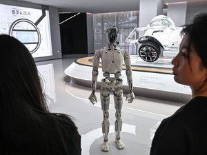 Après l’IA qui écrit, dessine et parle, voici l’IA qui marche, manipule, conduit et produit. Après l’IA qui écrit, dessine et parle, voici l’IA qui marche, manipule, conduit et produit.