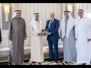 Abou Dhabi accueille le lancement du livre « Esprits numériques et identité renouvelée » : une coopération scientifique Émirats–Maroc Abou Dhabi accueille le lancement du livre « Esprits numériques et identité renouvelée » : une coopération scientifique Émirats–Maroc