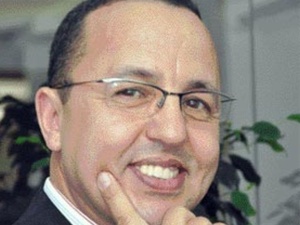 Dr Zakaria Benomar Farès Dr Zakaria Benomar Farès