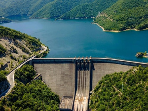 Maroc : 4,07 milliards de m³ reçus en cinq mois, les barrages passent de 28 % à 48 % et la sécurité hydrique se renforce Maroc : 4,07 milliards de m³ reçus en cinq mois, les barrages passent de 28 % à 48 % et la sécurité hydrique se renforce