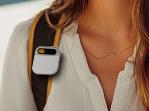 Apple et l’IA embarquée : un badge connecté pour inventer l’interface du futur. Apple et l’IA embarquée : un badge connecté pour inventer l’interface du futur.