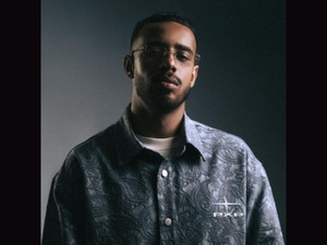 “Moon” propulse Stormy de nouveau au sommet: un hit marocain qui défie le temps et conquiert les plateformes “Moon” propulse Stormy de nouveau au sommet: un hit marocain qui défie le temps et conquiert les plateformes