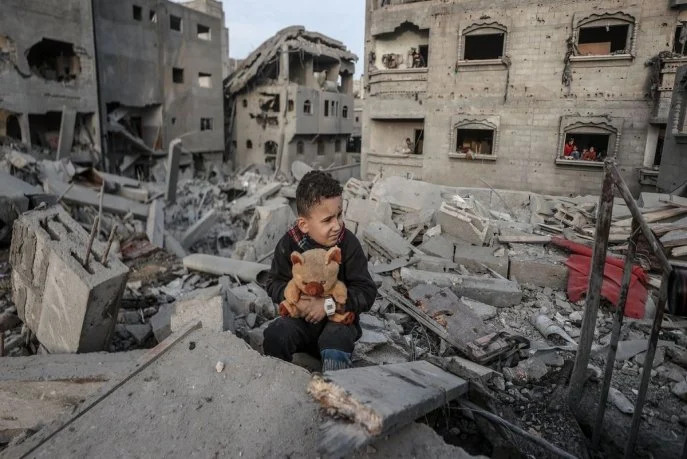 Sortir de l’urgence permanente pour entrer dans un projet d’une reconstruction internationalisée est un scénario qui serait réalisable. Mais suppose une gouvernance internationale limitée dans le temps