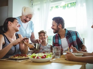 De l’enfance à la vieillesse : optimiser sa nutrition pour rester en forme De l’enfance à la vieillesse : optimiser sa nutrition pour rester en forme