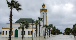 Inondations à Ksar El Kébir : le football marocain uni dans la solidarité Inondations à Ksar El Kébir : le football marocain uni dans la solidarité