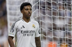 Rodrygo touché à l’ischio-jambier et forfait pour les prochains rendez-vous du Real Madrid Rodrygo touché à l’ischio-jambier et forfait pour les prochains rendez-vous du Real Madrid