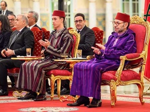 SM le Roi préside la cérémonie de présentation et de lancement du projet de réalisation d’une usine de production des trains d’atterrissage pour Airbus A320 SM le Roi préside la cérémonie de présentation et de lancement du projet de réalisation d’une usine de production des trains d’atterrissage pour Airbus A320