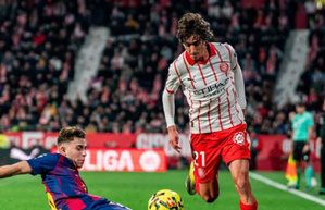 Flick critique mais reste optimiste après la défaite du Barça à Gérone Flick critique mais reste optimiste après la défaite du Barça à Gérone