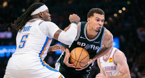 NBA : les Spurs enchaînent, Detroit prend la tête, Cleveland battu NBA : les Spurs enchaînent, Detroit prend la tête, Cleveland battu