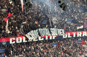 Paris Saint-Germain : les supporters affichent leur soutien à Achraf Hakimi