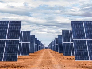 Noor Atlas : lancement d’un programme solaire de 305 MW Noor Atlas : lancement d’un programme solaire de 305 MW
