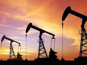 Crise pétrolière : l’AIE libère 400 millions de barils pour stabiliser le marché