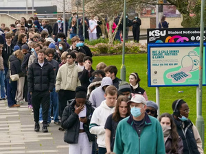 Royaume-Uni : une épidémie de méningite mortelle déclenche l’alerte nationale Royaume-Uni : une épidémie de méningite mortelle déclenche l’alerte nationale