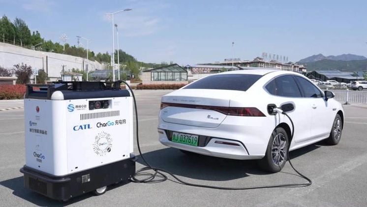 La Chine réinvente la recharge électrique: des robots mobiles pour une infrastructure à la demande La Chine réinvente la recharge électrique: des robots mobiles pour une infrastructure à la demande