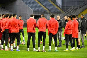 Les Lions de l’Atlas peaufinent leur préparation à Lens avant d’affronter le Paraguay Les Lions de l’Atlas peaufinent leur préparation à Lens avant d’affronter le Paraguay