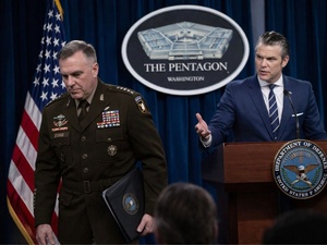 États-Unis : au sommet de l’armée, une vague de départs qui interroge plus qu’elle n’éclaire États-Unis : au sommet de l’armée, une vague de départs qui interroge plus qu’elle n’éclaire