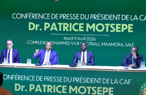 Motsepe à Rabat : appel à l’unité et volonté d’apaiser les tensions après la CAN 2025 Motsepe à Rabat : appel à l’unité et volonté d’apaiser les tensions après la CAN 2025