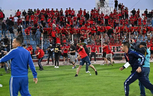 CAF : match Safi–USMA retardé par des incidents CAF : match Safi–USMA retardé par des incidents